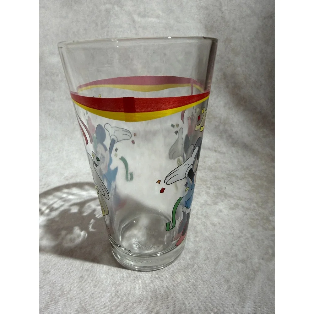 Disney Minnie Mouse Birthday Celebration Glass Tumbler Gibson Clear 16oz